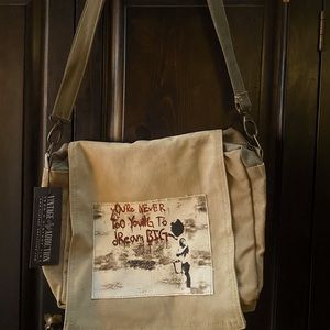 New Vintage Addiction “Dreamer” Messenger Bag